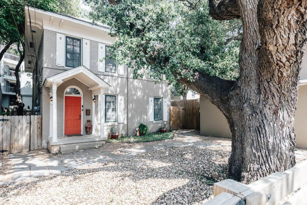 Stunning Victorian Home At Ut And Downtown Austin Ngoại thất bức ảnh